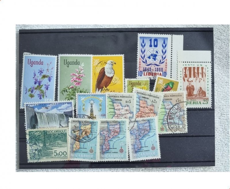 Mix African countries Stamps - 100 Stamps all different