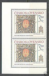 CZECHOSLOVAKIA Sc# 2514 MNH VF Pair Vintner Guild Arms