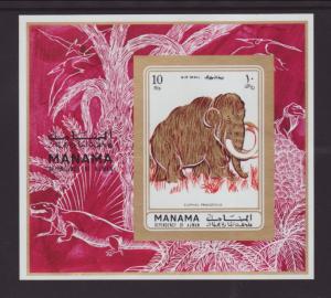 Manama MI 135B Mammoth Imperf Souvenir Sheet MNH VF