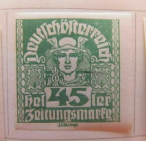 A5P35F126 Austria Newspaper Stamp 1920-21 45hmh*-