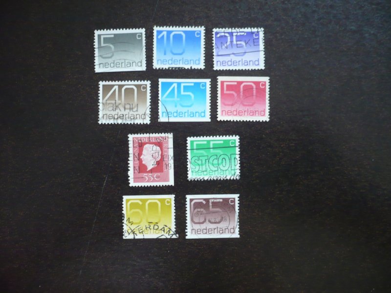 Stamps - Netherlands - Scott# 536-545 - Used Set of 10 Stamps