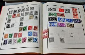 1946 Scott Modern Postage Stamp Album w/Stamps