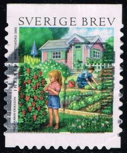 Sweden #2511c Man and Woman Tending Garden; Used (1.50)