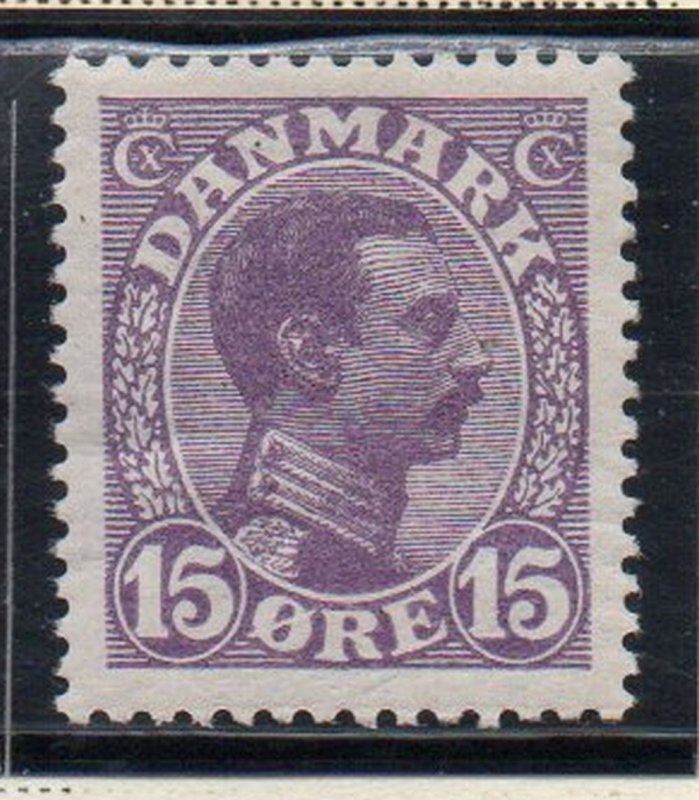 Denmark Sc 102 1913 15 ore violet Christian X  stamp mint