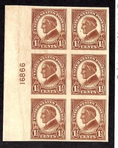 576 Mint,OG,XLH... Plate Block of 6... SCV $30.00