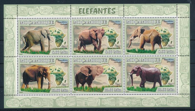 [32126] Mozambique 2007 Wild Animals Mammals Elephants MNH Sheet