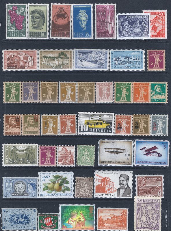 45 WW MINT STAMPS AT A LOW PRICE LOOK!!!