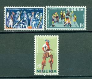 Nigeria Scott #211-213 MNH Dancers Acrobat $$