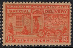 U.S. Scott #E13 15-Cent Special Delivery - Mint NH Single