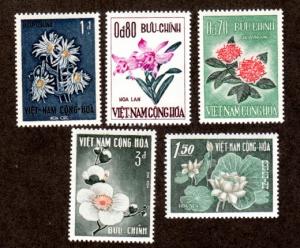 Vietnam # 261-265 Mint!