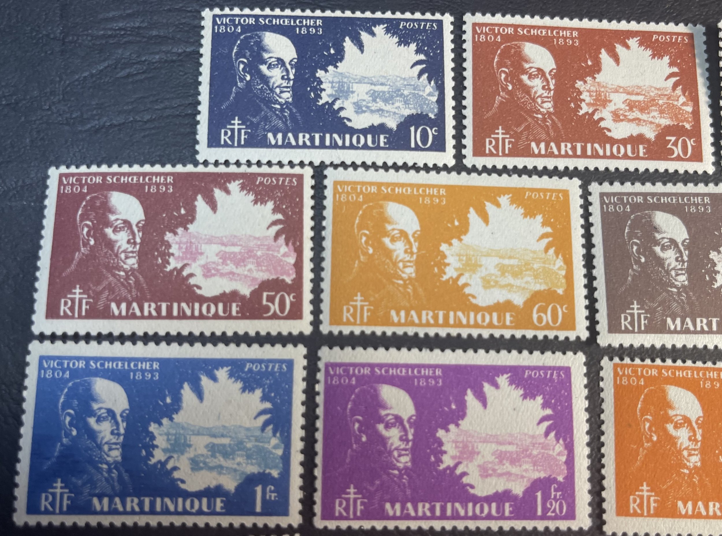 Pin's Martinique Oiseau - AM PROD - émaillé Grand Feu - Rare