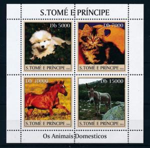 [34528] Sao Tome & Principe 2004  Pets Dog Cat Horse Donkey MNH  Souvenir Sheet