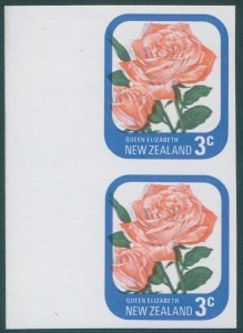 New Zealand 1975 3c Queen Elizabeth Rose Imperf error SG1088var MNH pair