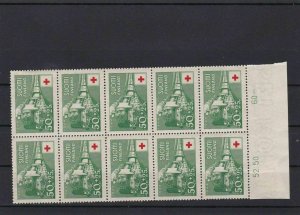 FINLAND 1944 MOUNTED MINT STAMPS BLOCK    REF 6064