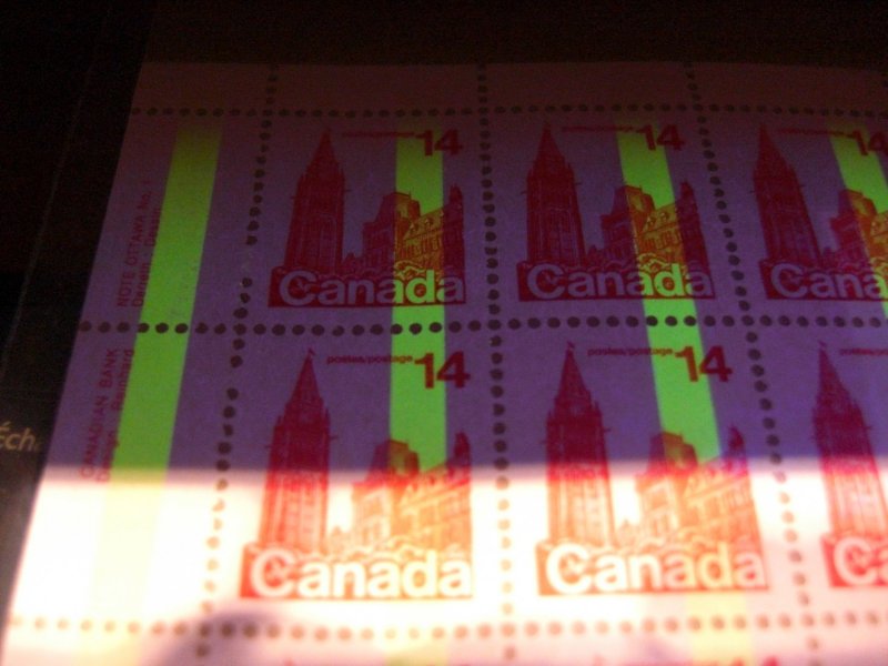 Canada #715 ERROR NH sheet of 50 Sealed  *One bar tag Shifted Variety* C$2700.00