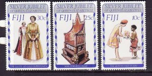 Fiji-Sc#371-3-unused NH set-QEII-25th Reign-id1-1977-