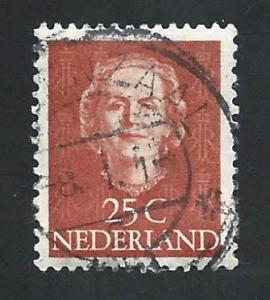 Netherlands SC# 312 - Queen Juliana, orange brown used