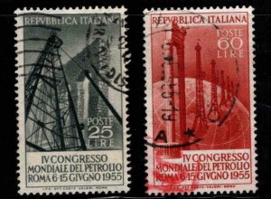 Italy Scott 692-693 Used  Oil Congress stamp set