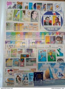 1966/2000 URUGUAY STAMP COLLECTION fairly complete in stockbook */** MLH and MNH