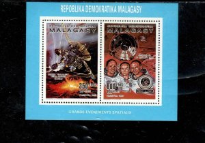 MALAGASY #996-997 1990 MOON LANDING MINT VF NH O.G S/S