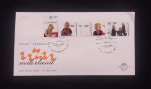 C) 1972. NETHERLANDS. FDC. CHILDREN'S STAMP POSTCARD. XF