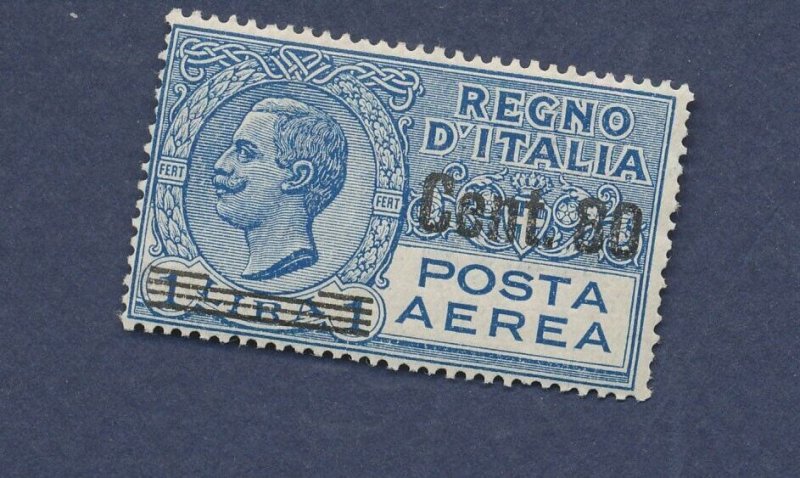 ITALY - Scott C11 - unused,  very lightly hinged