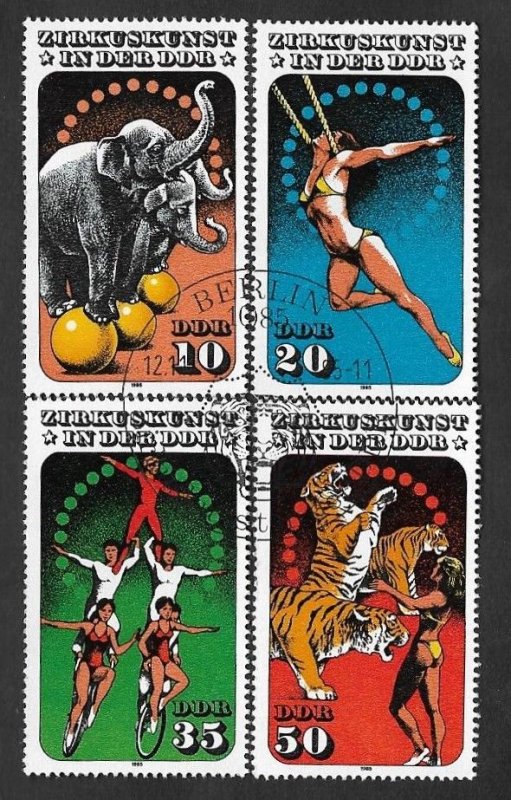 SE)1985 DDR, THE ART OF THE CIRCUS, JUGGLING, 4 CTO STAMPS