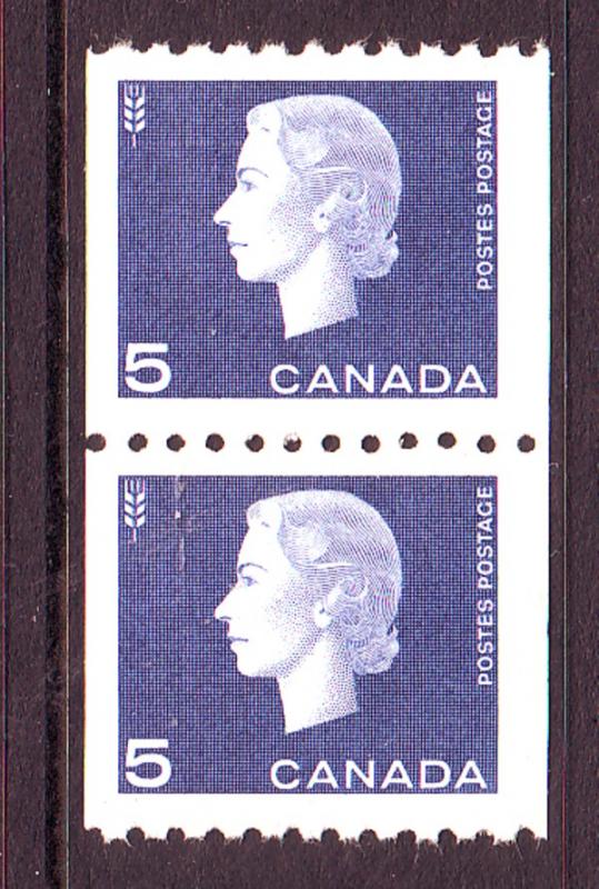 Canada Sc 409 1962 5 c QE II coil stamp pair mint NH