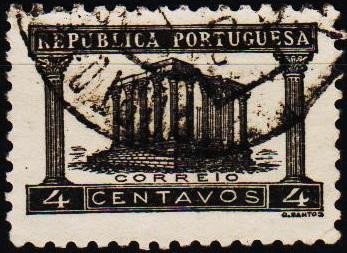 Portugal. 1935 4c S.G.882 Fine Used