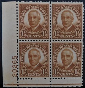 USA #684 VF MLH PLATE # BLOCK OF 4