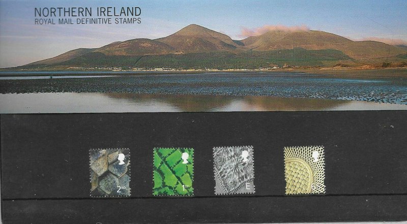 2001 Northern Ireland Machins 2nd, 1st, E & 65p Presentation Pack no 53 Cat £14