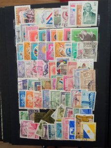 Extensive Collection of +3000 Latin American used Stamps in stockbook variety