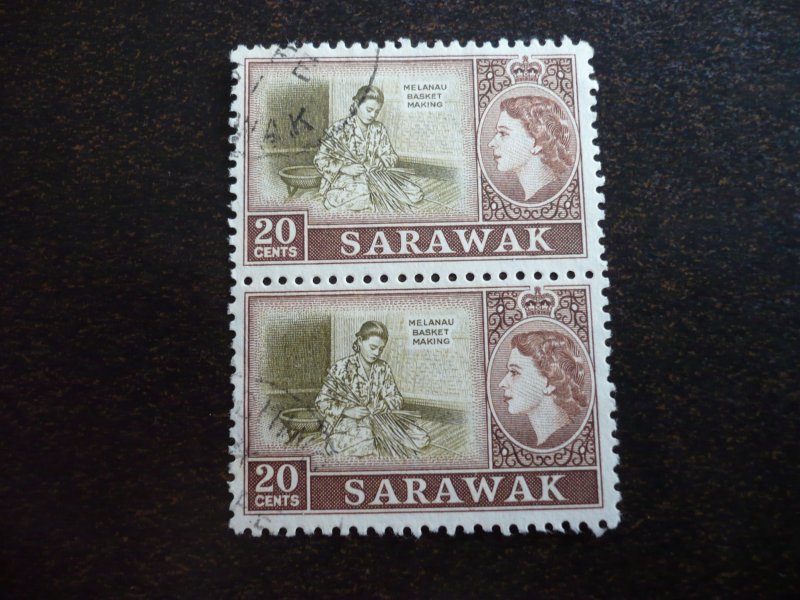 Stamps - Sarawak - Scott# 205 - Used Pair of Stamps