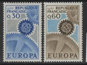 FRANCE SG1748/9 1967 EUROPA MNH