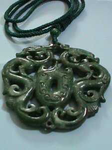 ​CHINA GREEM JADE: HAND CRAFT ON BOTH SIDE PENDANT DOUBLE DRAGON PLAYING PEAL