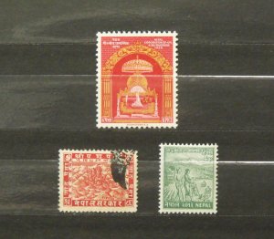 7812   Nepal   MH/U # 32, 84, 85                          CV$ 10.25