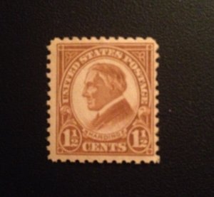 SCOTT #553 1 1/2c Harding perf 11 MINT, FINE, NH, OG  CV $4.50