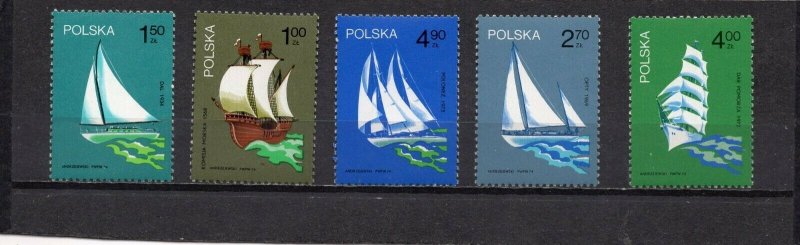 POLAND 1974 SAILING SHIPS SET OF 5 STAMPS MNH