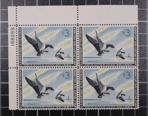 Scott RW30 1963 $3.00 Duck Stamp MNH Plate Block UL 1682593 SCV - $450.00