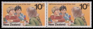 New Zealand 1196 International Year of the Child 10c horz pair MNH 1979