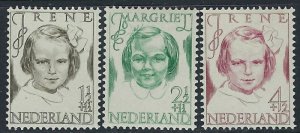 Netherlands B164-66 MNH 1946 part set (ak2378)
