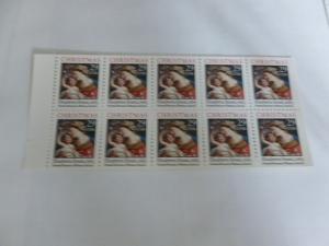 United States Scott 2871b, the 1994 Christmas Madonna and Child booklet pane