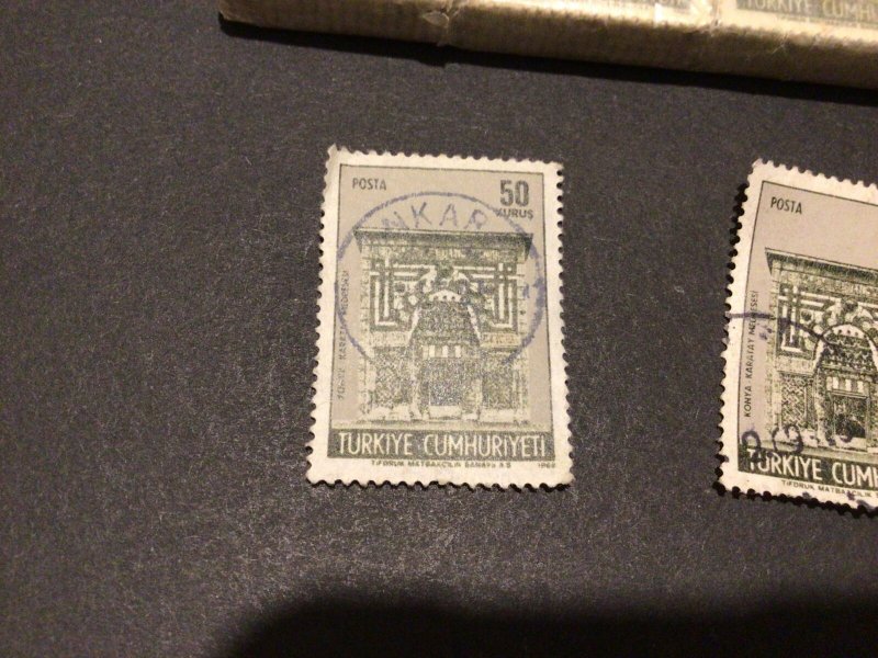 Turkey 1968 Historical Buildings 1000 50 Kurus used stamps Ref 60644