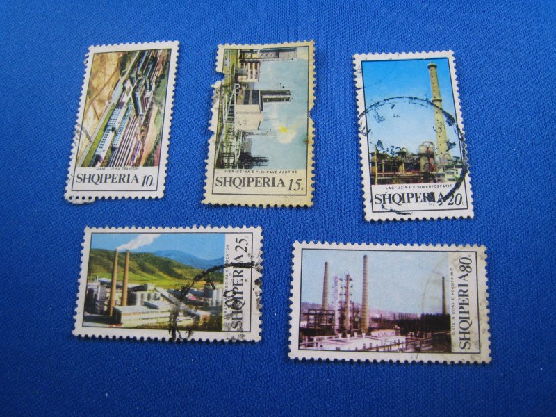 ALBANIA 1970-71 - SCOTT #  1327A-1327E   Used