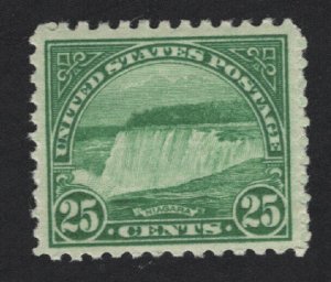 United States MINT Scott Number 699  MNH  VF  - BARNEYS