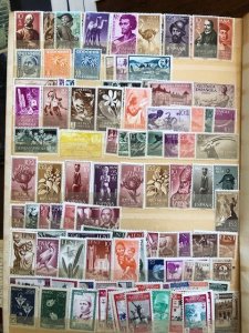 Worldwide - 32 Stock Pages - Sorted by country - Over 2000