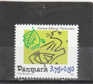 Denmark  Scott#  B82  MNH  (1997 Asthma-Allergy Association)
