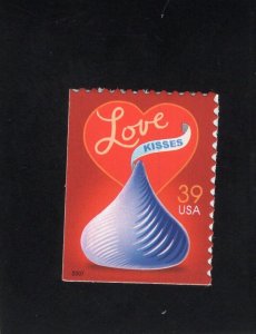 4122 Kisses, MNH