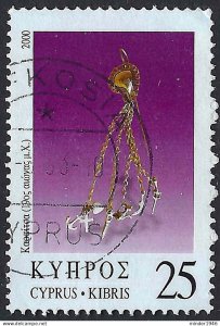 CYPRUS 2000 QEII 25c Multicoloured, Jewellery SG987 FU