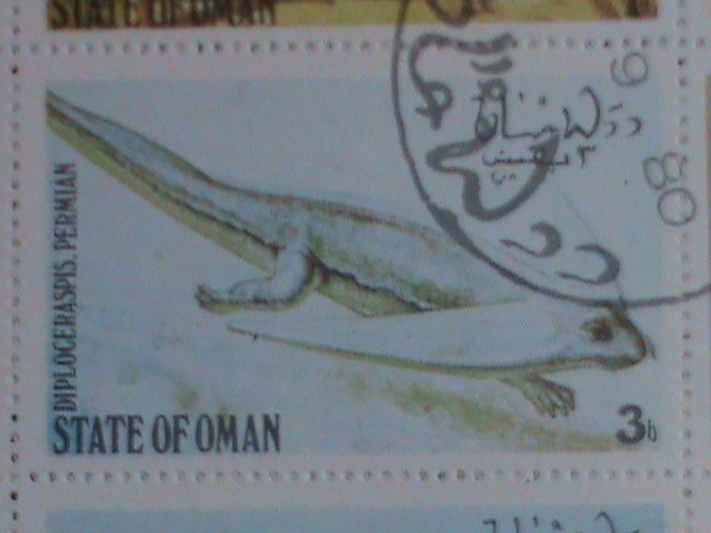 STATE OF OMAN STAMP-1980- -PREHISTORY ANIMALS CTO  S/S SHEET